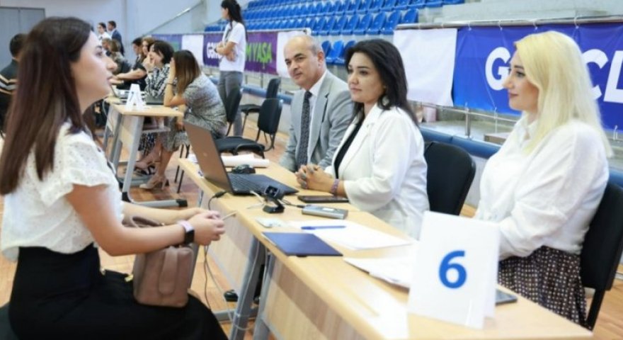 Onlayn sertifikasiya: müəllimlər üçün üstünlük və çətinliklər...