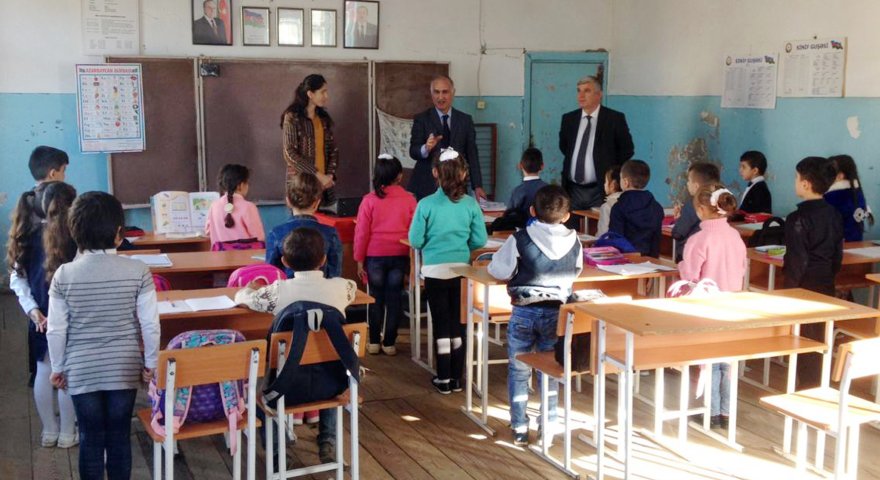 Kənd müəllimlərinin ağır durumu: Təcili atılası addımlar - TƏHLİL