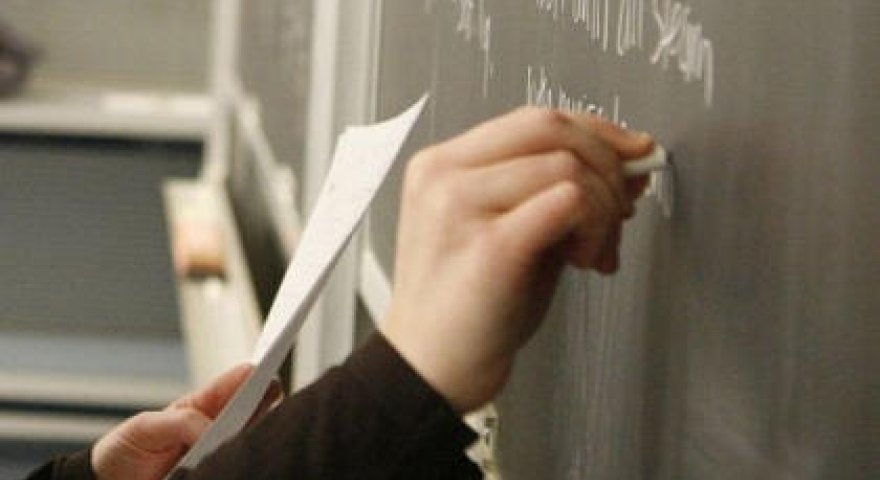 Məktəblərdə riyaziyyat və informatika fənləri üzrə kadr çatışmazlığı dərinləşir