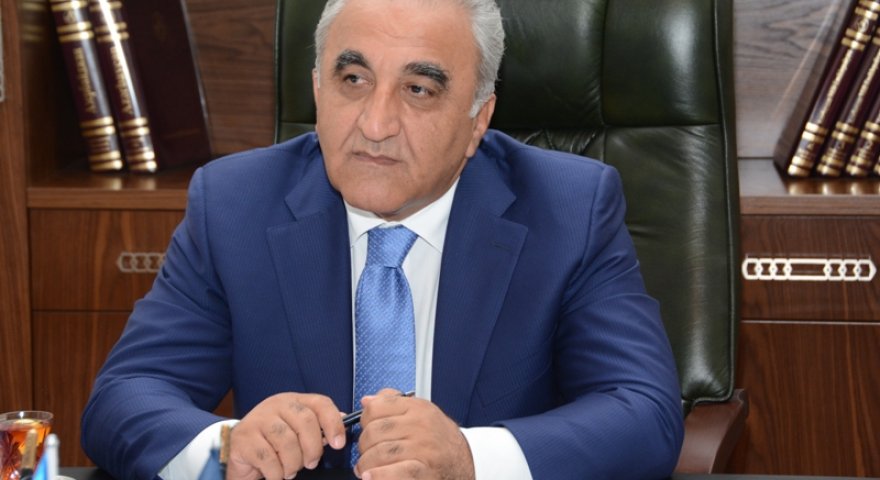 Rektor: Gələcəkdə süni intellekt ən güclü müəllimlərdən biri olacaq
