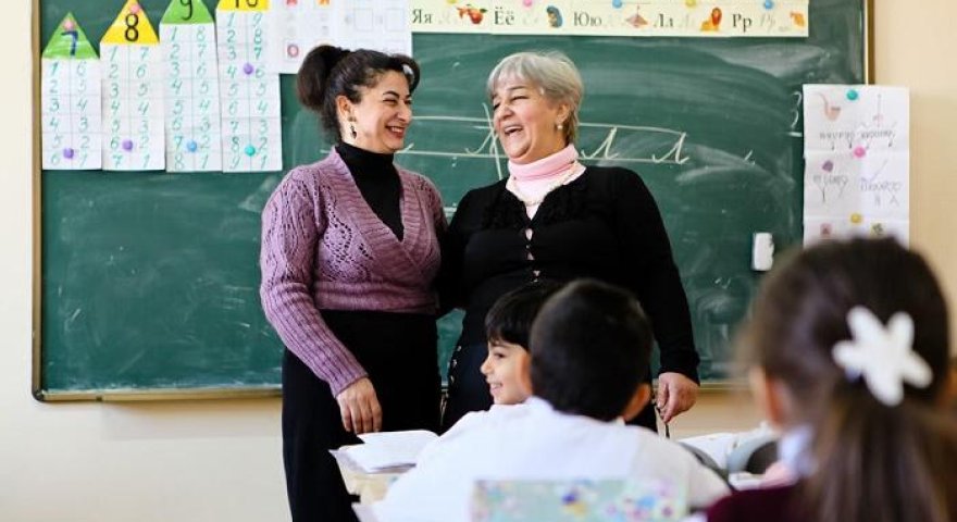 “Müəllim dəyər görən yerdə təhsil də dəyər qazanır”- nüfuzun bərpası necə mümkün olacaq?
