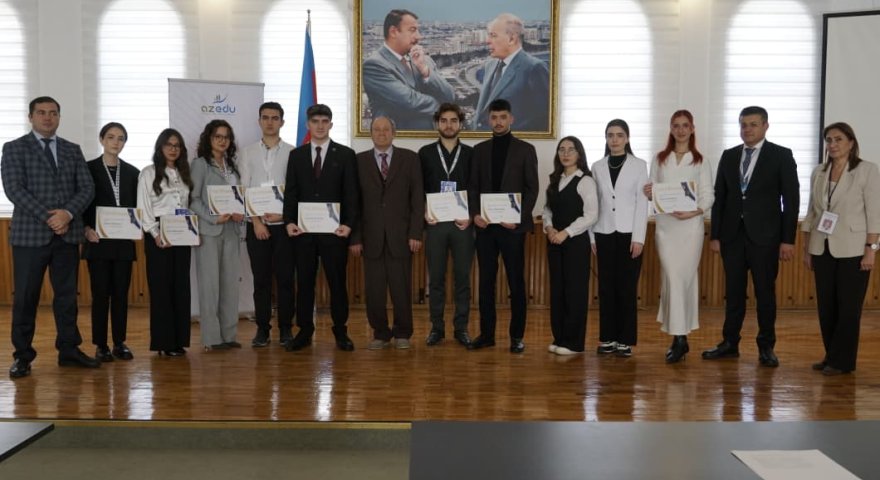 Odlar Yurdu Universitetinin "Brend tələbə"ləri mükafatlandırılıb - FOTOLAR
