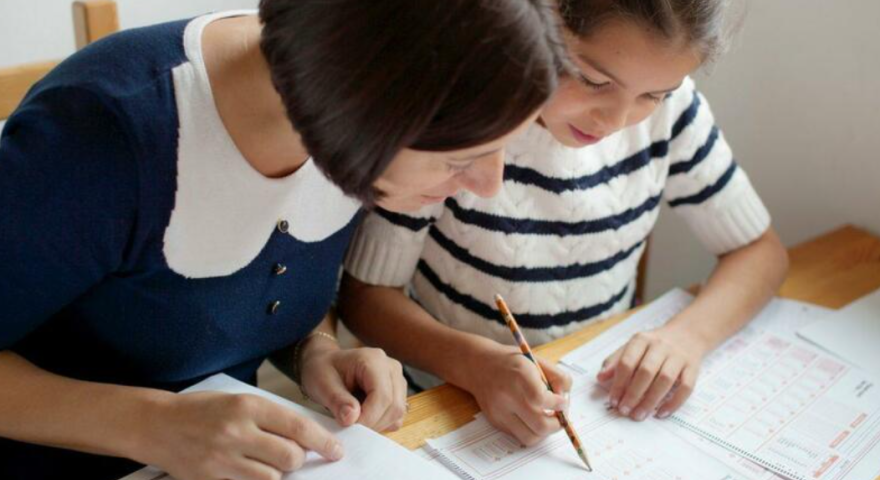 Pul alıb tədris etməyən repetitorlar: hansı hallarda bu dələduzluq sayılır?