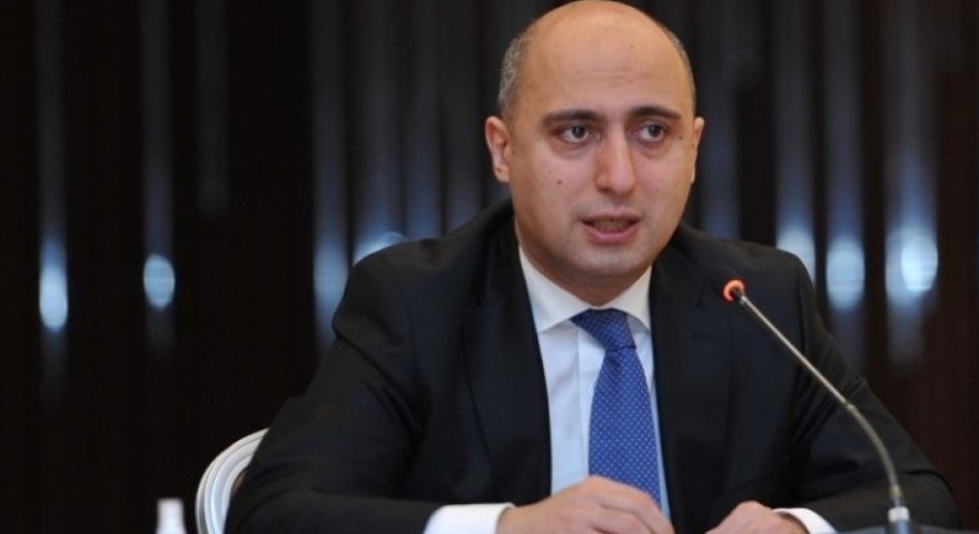 Emin Əmrullayev: 20 min tam ştat müəllim vəzifəsi yaradılacaq
