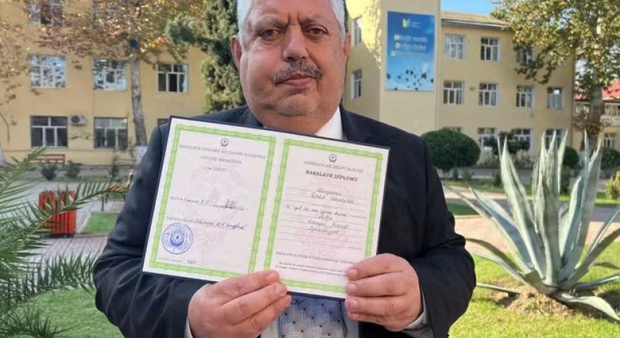 62 yaşında diplom sevinci yaşadı - Məni tələbə yox, müəllim sanırdılar
