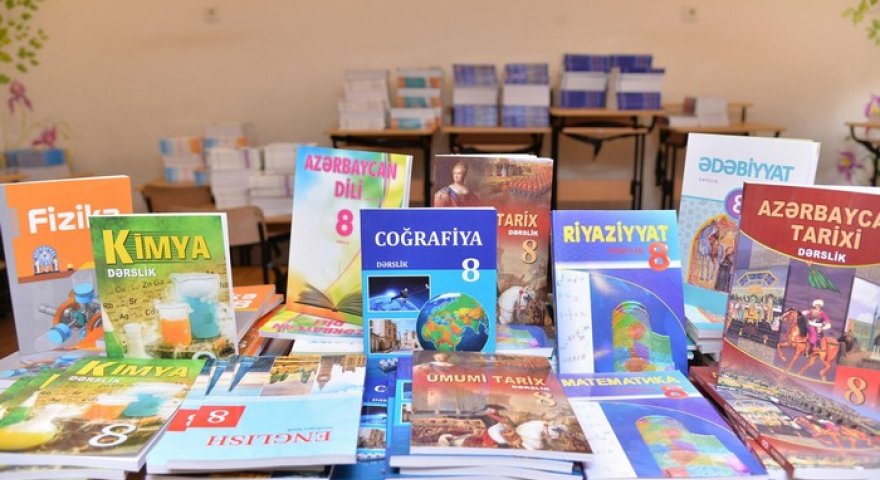 Ekspert: Dərsliklərin milliləşməsi istiqamətində addımlar atmaq vacibdir