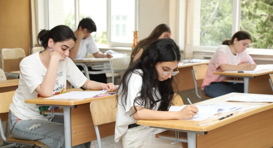 Buraxılış imtahanına az vaxt qalıb: nəticəniz bu yolla ARTACAQ