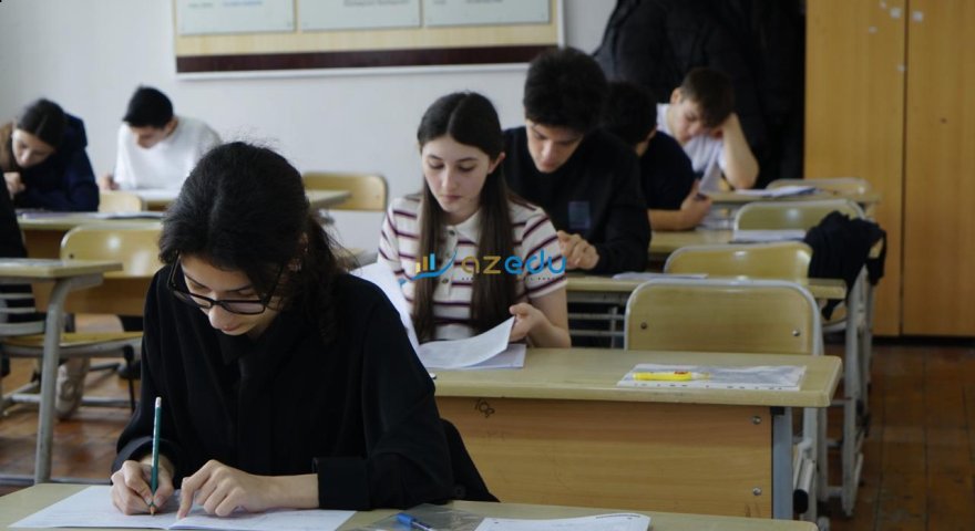 &ldquo;Dərslikdə olmayan yanaşmanı imtahanda tələb etməməliyik&rdquo; - abituriyentlər NARAZILIQ EDİR