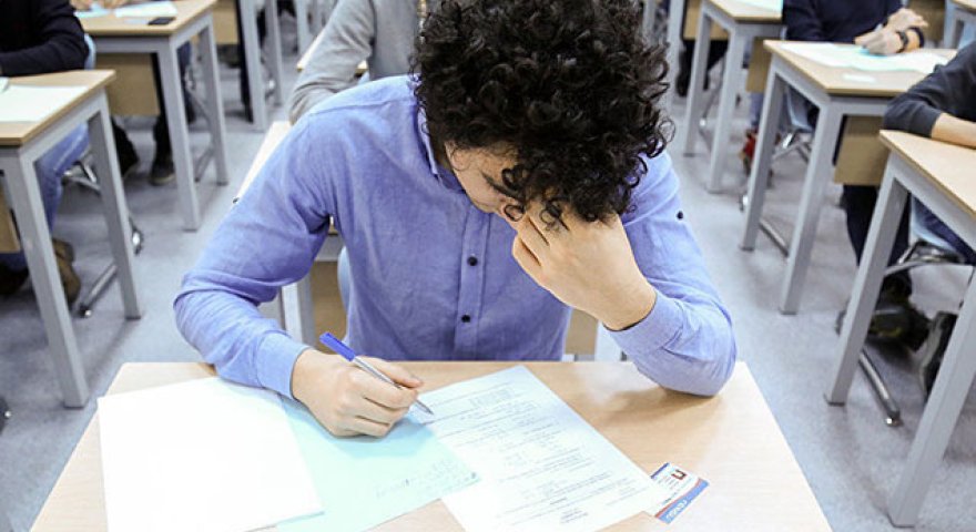 &ldquo;Ən zəif şagird belə 14 düz yaza bilərdi&rdquo; - riyaziyyatdan etiraz edənlərə CAVAB