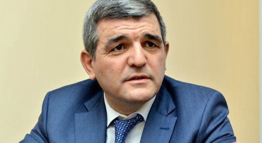 &ldquo;Direktor&nbsp;düzgün seçilərsə, müəllim&nbsp;tədrisi evə köçürməz&rdquo; -&nbsp;Fazil Mustafanın "Təhsil resepti"- MÜSAHİBƏ