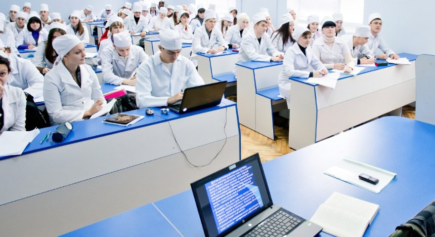 Özəl universitetlərdə tibb təhsili&nbsp;bu şərtlərlə MÜMKÜNDÜR