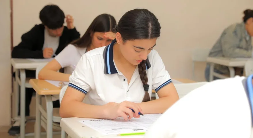 "Şagirdlərin çoxu universiteti oxumaq üçün deyil, tələbə olmaq üçün seçir"