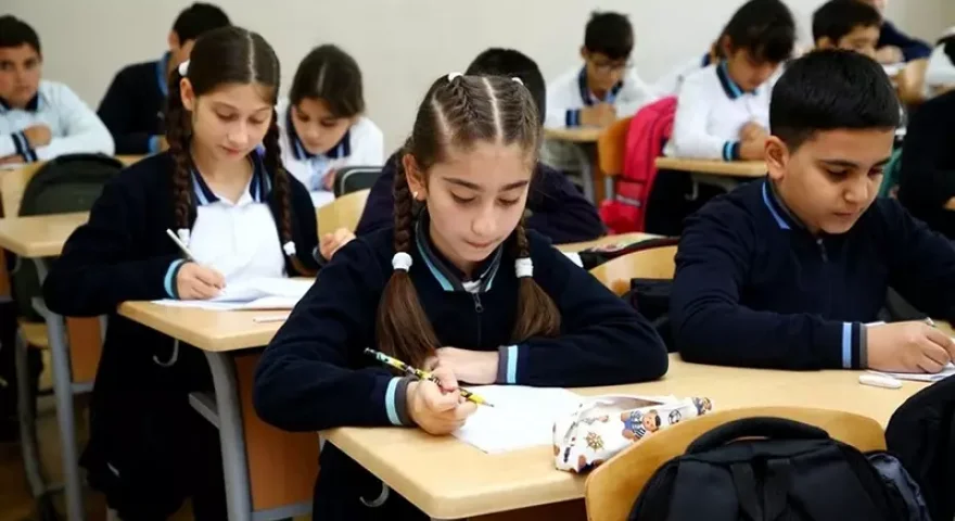 Ən yüksək bal toplayanlar bu məktəblərdə oxuyub - Gəncə-Daşkəsən üzrə SİYAHI