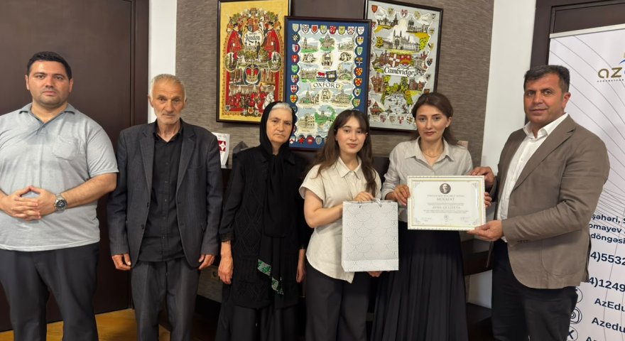Şəhid&nbsp;bacısı Aysel Quliyevaya&nbsp;&ldquo;Firidun bəy Köçərli&rdquo; mükafatı təqdim edilib - FOTOLAR