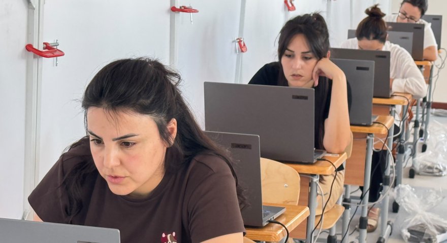 Həvəsləndirmə tətbiq olunan məktəblərə&nbsp;vakansiya seçimi BAŞLAYIR