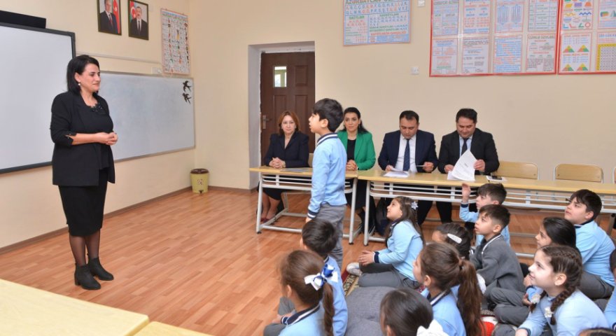 Son 25 ildə dövlət məktəblərində çalışan müəllimlərin sayı AZALIB