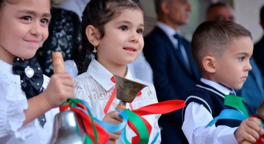 Azərbaycanda Bilik Günüdür