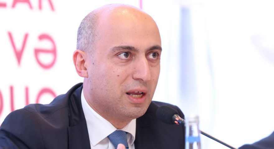 Cəmiyyətin 50 faizi belə şagirdlər haqqında müzakirə aparmır -&nbsp;&nbsp;Nazir