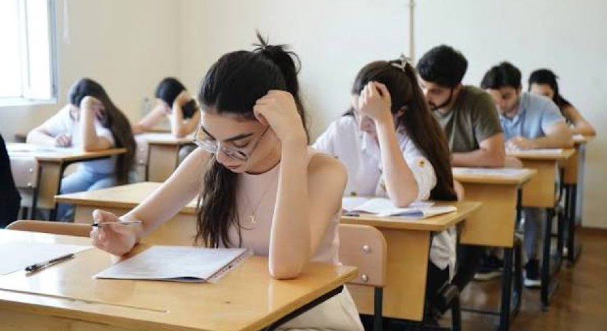 Nəticəsi zəif olan abituriyent DİM-i günahlandırır -&nbsp;Məsuliyyətdən YAYINIRLAR