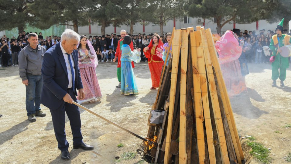 Bakı Mühəndislik Universitetində Novruz şənliyi keçirilib - FOTO