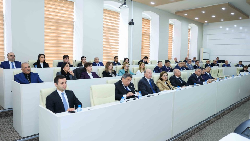 Elmi Şurada UNEC-in elmi nailiyyətləri ilə bağlı hesabat açıqlanıb