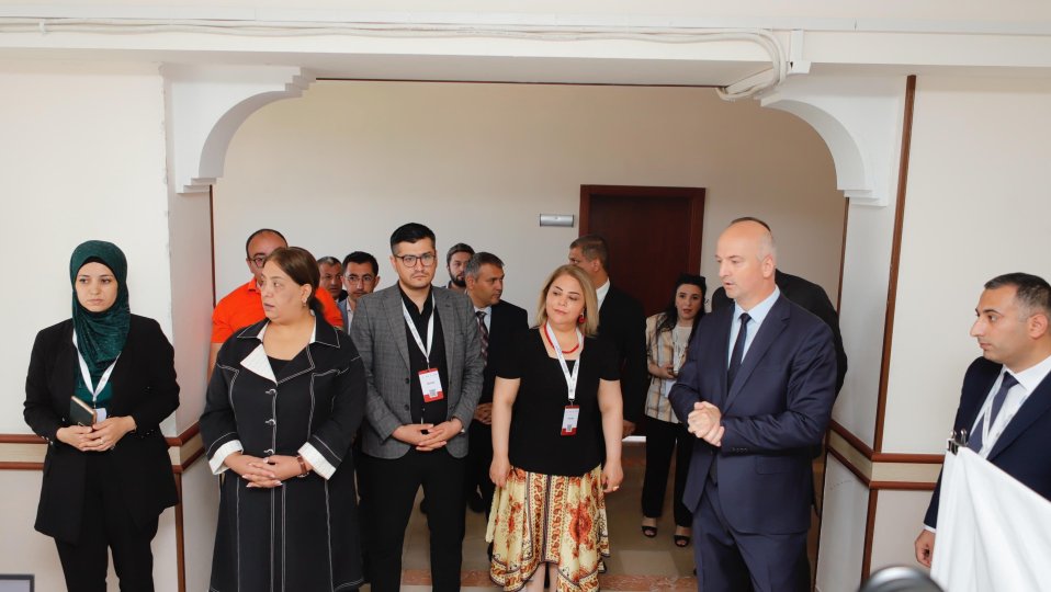 Naxçıvanda sertifikatlaşdırma prosesinin keçirildiyi İmtahan Mərkəzinə  infotur təşkil olunub