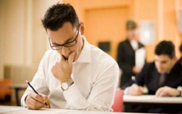 Dövlət qulluğuna qəbul olmaq istəyənlər üçün sınaq imtahanı keçiriləcək