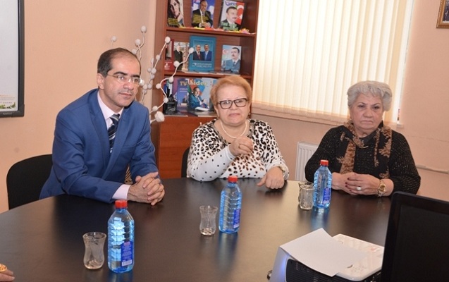 “Biz məktəblərdə pul yığmırıq” - VMA rəhbəri ittihamlara cavab verdi