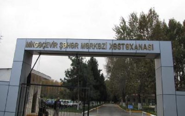 “Qəzada ağır yaralanan şagird evə buraxılıb, müəllimə isə reanimasiyadadır” - Həkimlərdən açıqlama
