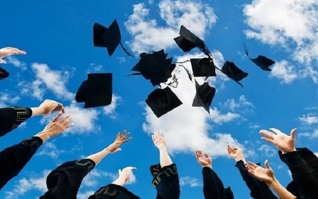 Azərbaycanda tələbələr universiteti 4 ildən tez də bitirə bilərlər - RƏSMİ