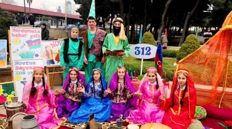 Paytaxt məktəblərində Novruz bayramı qeyd olunub