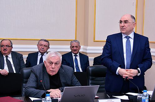 Akademiyada riyaziyyat fənninin tədrisi müzakirə olunub