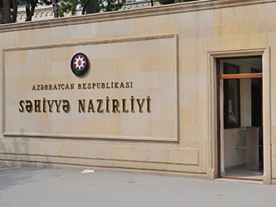 İnstitut əməkdaşlarını tibbi müayinədən keçirdi