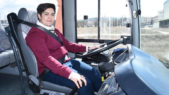 Bu fakültəni bitirənlər avtobus sürücüsü olur - Tələbələr arasında xanım da var