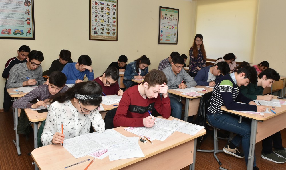 Respublika fənn olimpiadalarının yarımfinal turu başa çatıb