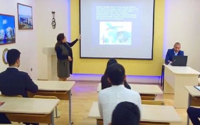 Bunu ancaq tələbələr yaşaya bilər...- VİDEO