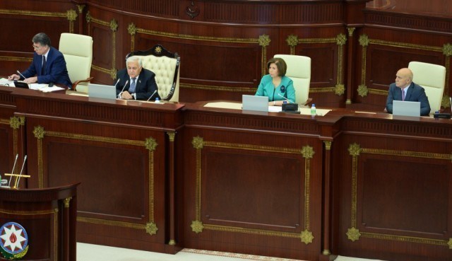 Parlament bu gün TOPLANIR – Baş nazirin kimliyi açıqlanacaq