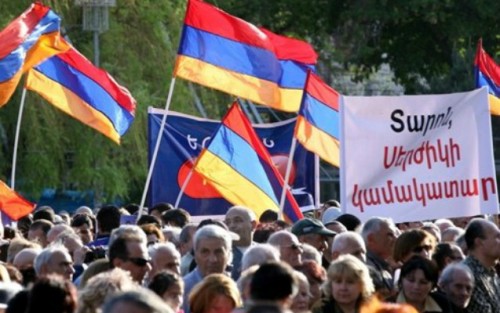 Tələbələr dərsləri boykot etdi, aksiyalara qoşuldu - Ermənistanda vəziyyət bir az da gərginləşdi