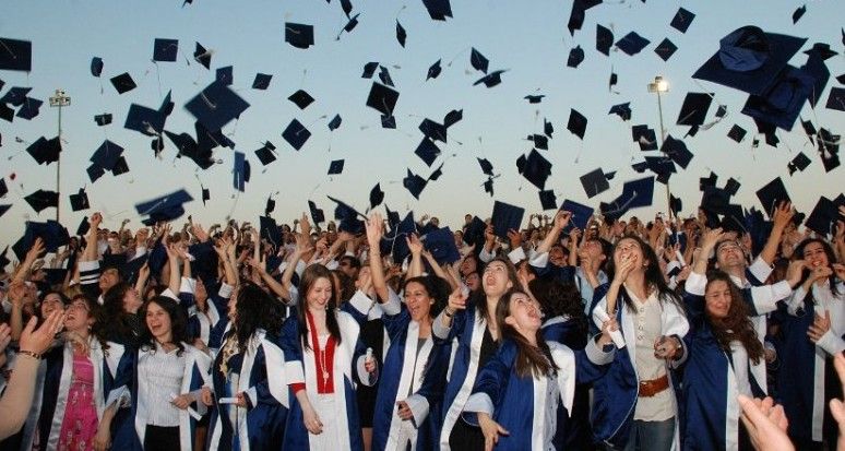 200 MİN tələbə məcburi şəkildə başqa universitetlərə köçürüləcək
