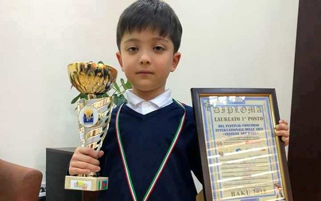 Bakı məktəblisi beynəlxalq festivalda birinci olub