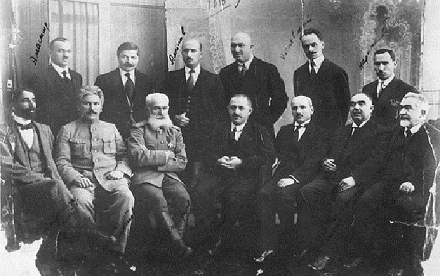 Azərbaycan Cümhuriyyətinin təhsil sahəsində qəbul etdiyi ən vacib qərar hansıdır? - SORĞU