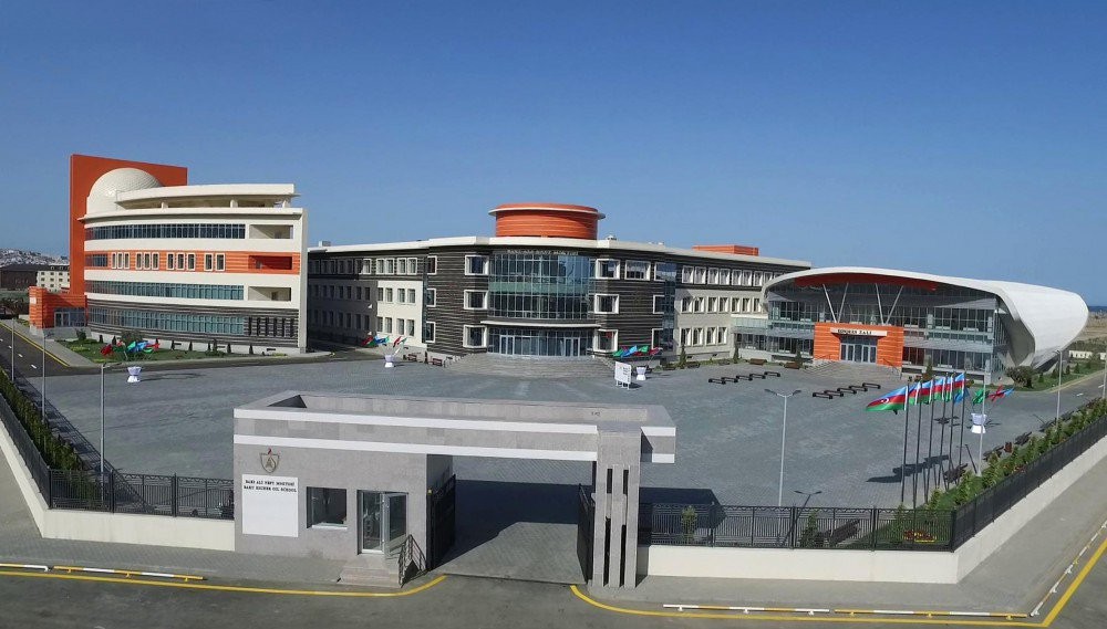 Bakı Ali Neft Məktəbində SPM-in “M3” qrupunun açılışı oldu