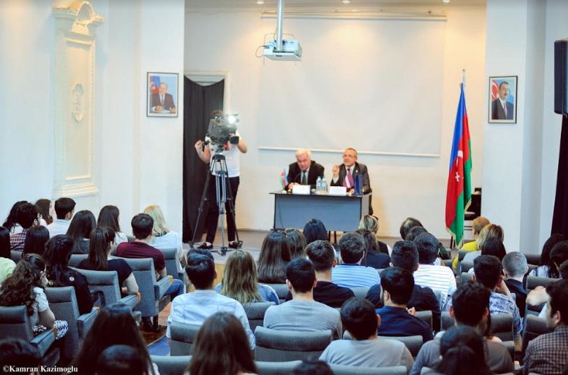 Latviya səfiri tələbələrə mühazirə oxudu - FOTOLAR