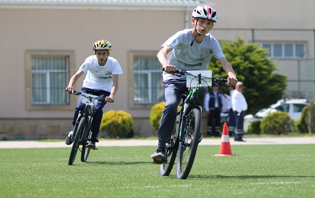 Bakıda 2 min şagird velosiped yarışında iştirak edib