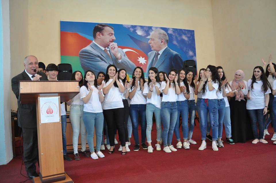 LDU-da AXC-nin 100 illik yubileyi  ingilis dilində qeyd olunub - FOTOLAR