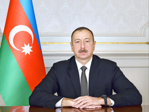 İlham Əliyev ADA Universitetində keçirilən məzun günündə iştirak edib