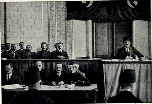 Cümhuriyyət parlamentində müəllimlərin maaş davası - AXC-100