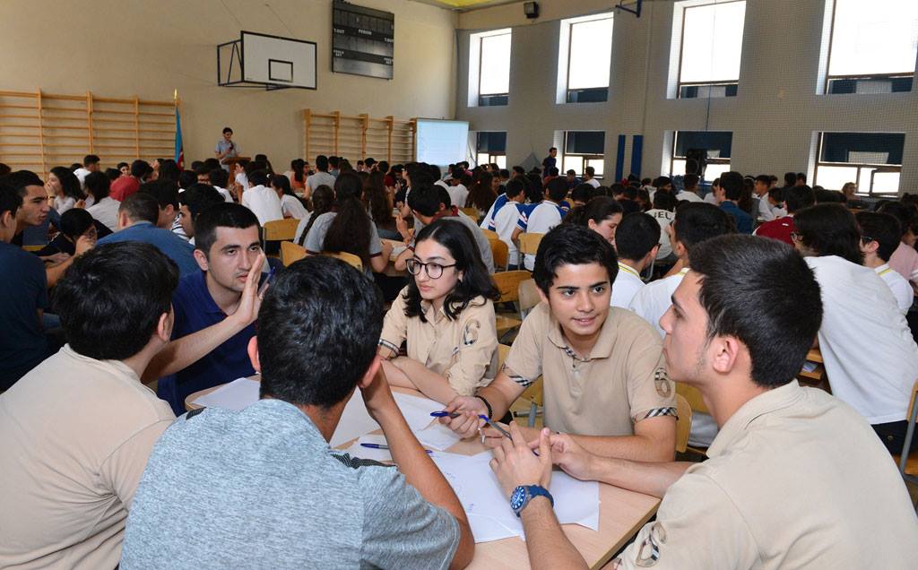 İntellektual oyun üzrə regional məktəb çempionatı keçirilib  