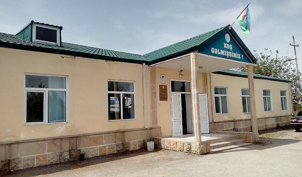 Orta məktəblərin akkreditasiyasına görə dövlət rüsumu tələb olunacaq