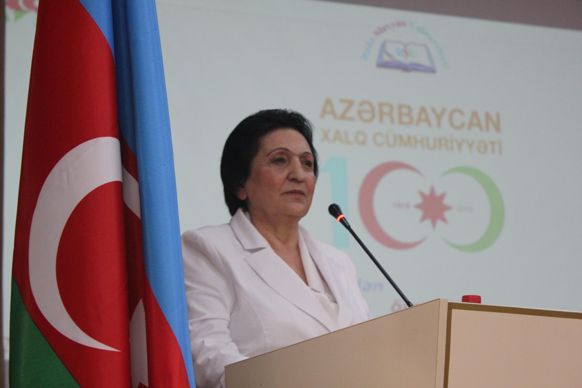 Bakı Slavyan Universitetində AXC-nin 100 illiyi qeyd olunub (FOTO)  